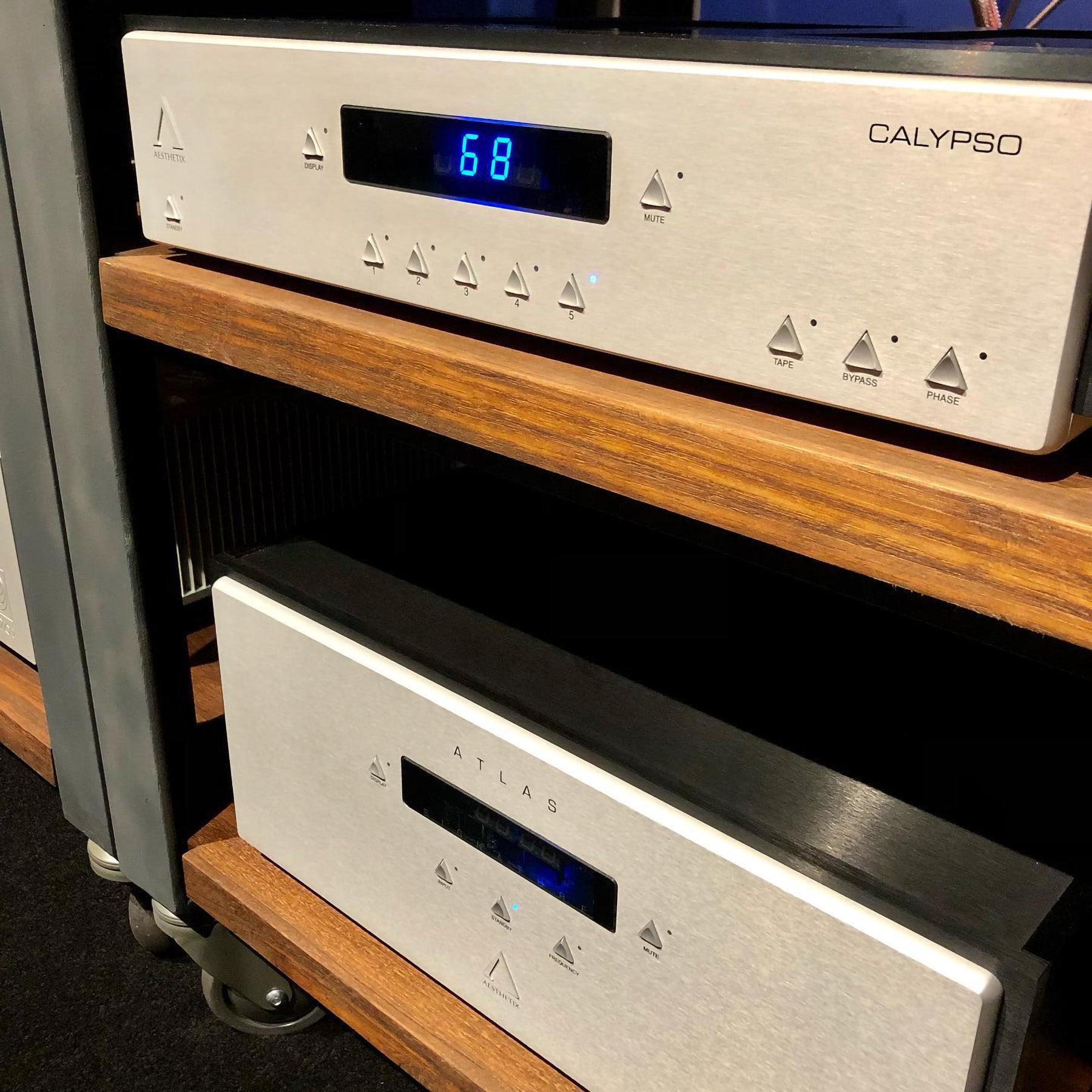 Aesthetix Calypso Saturn Series Line Stage Preamplifer