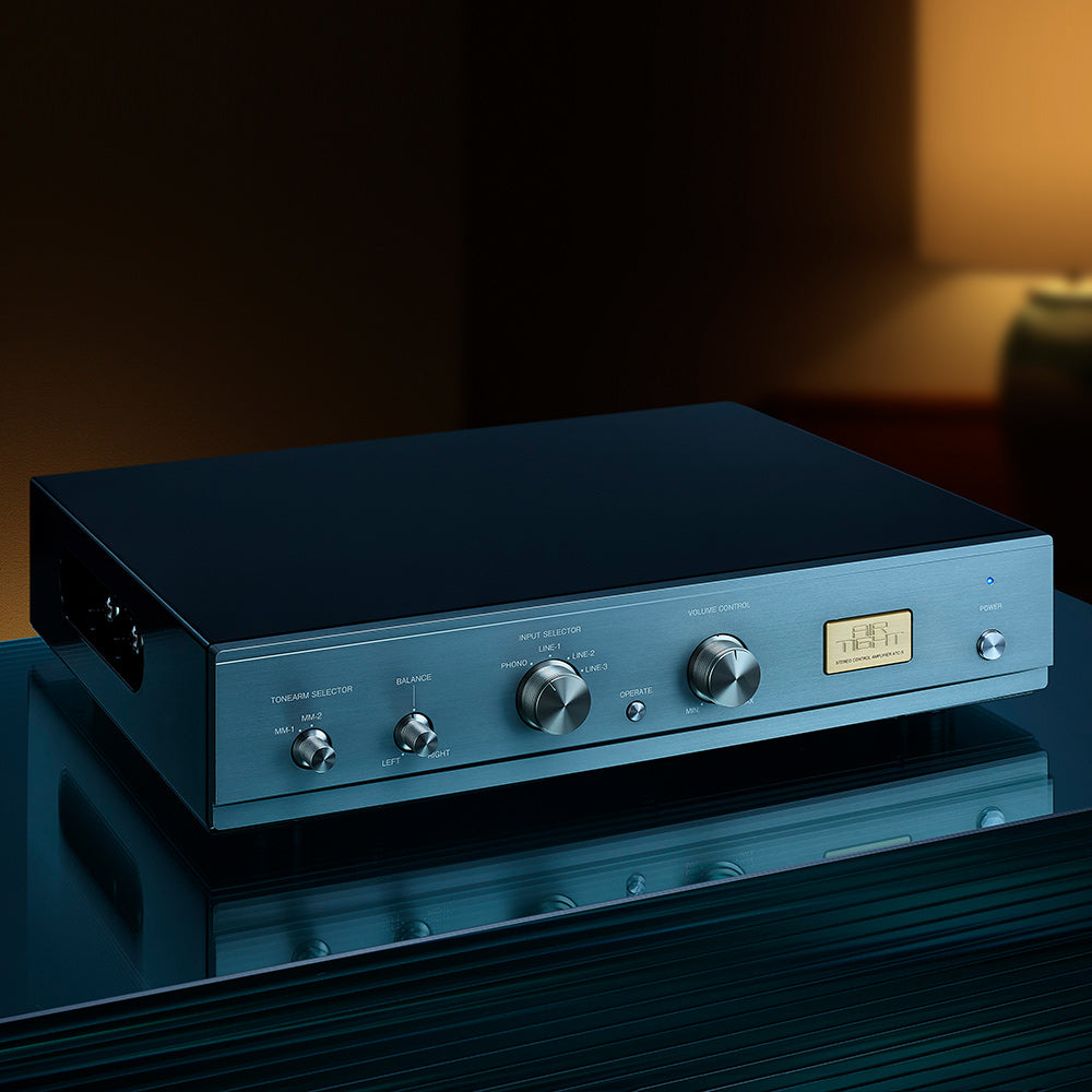 Air Tight ATC-5s Reference Preamplifier with Phono Stage