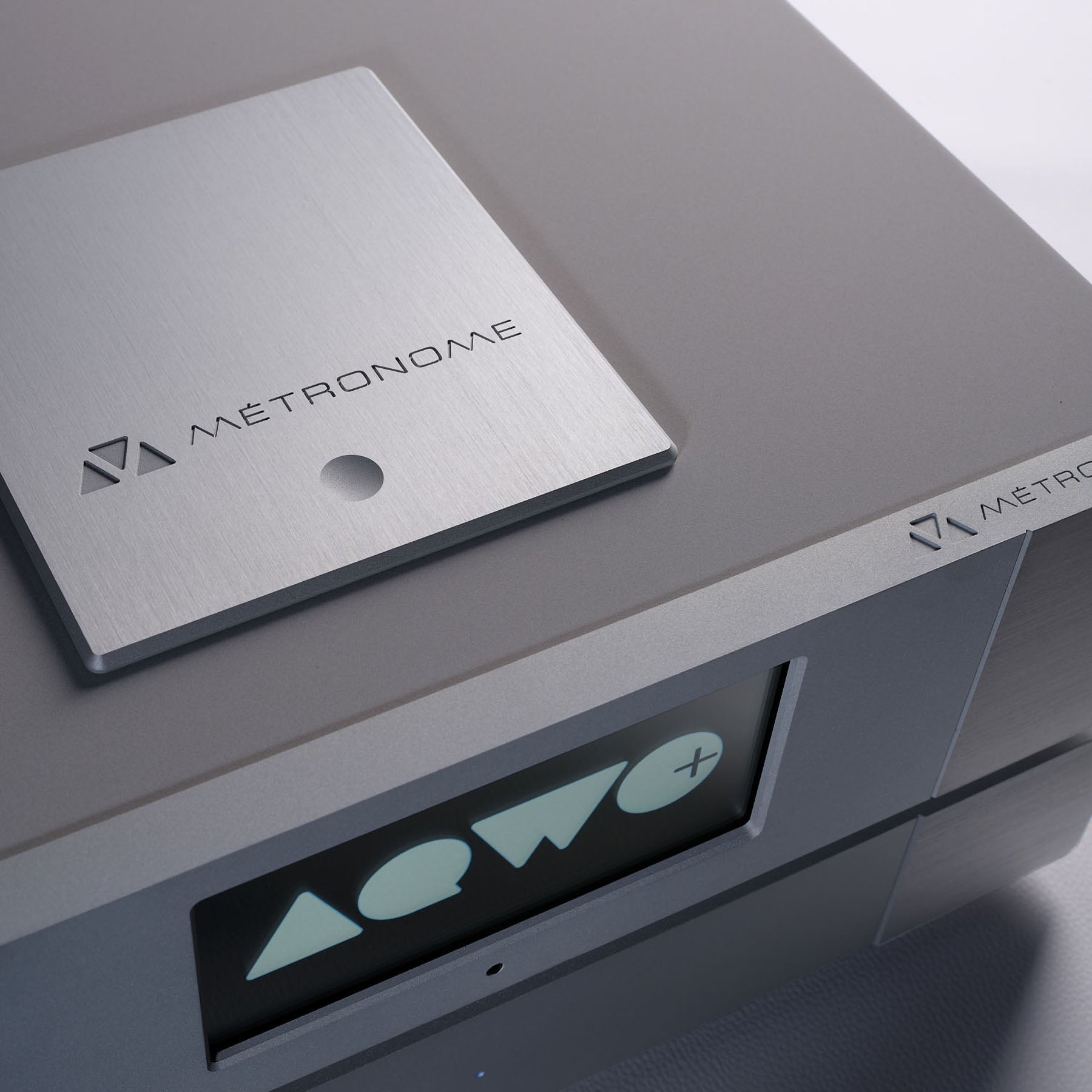 Métronome AQWO 2+ Hybrid DAC + SACD/CD + Streamer + Separate Power Supply