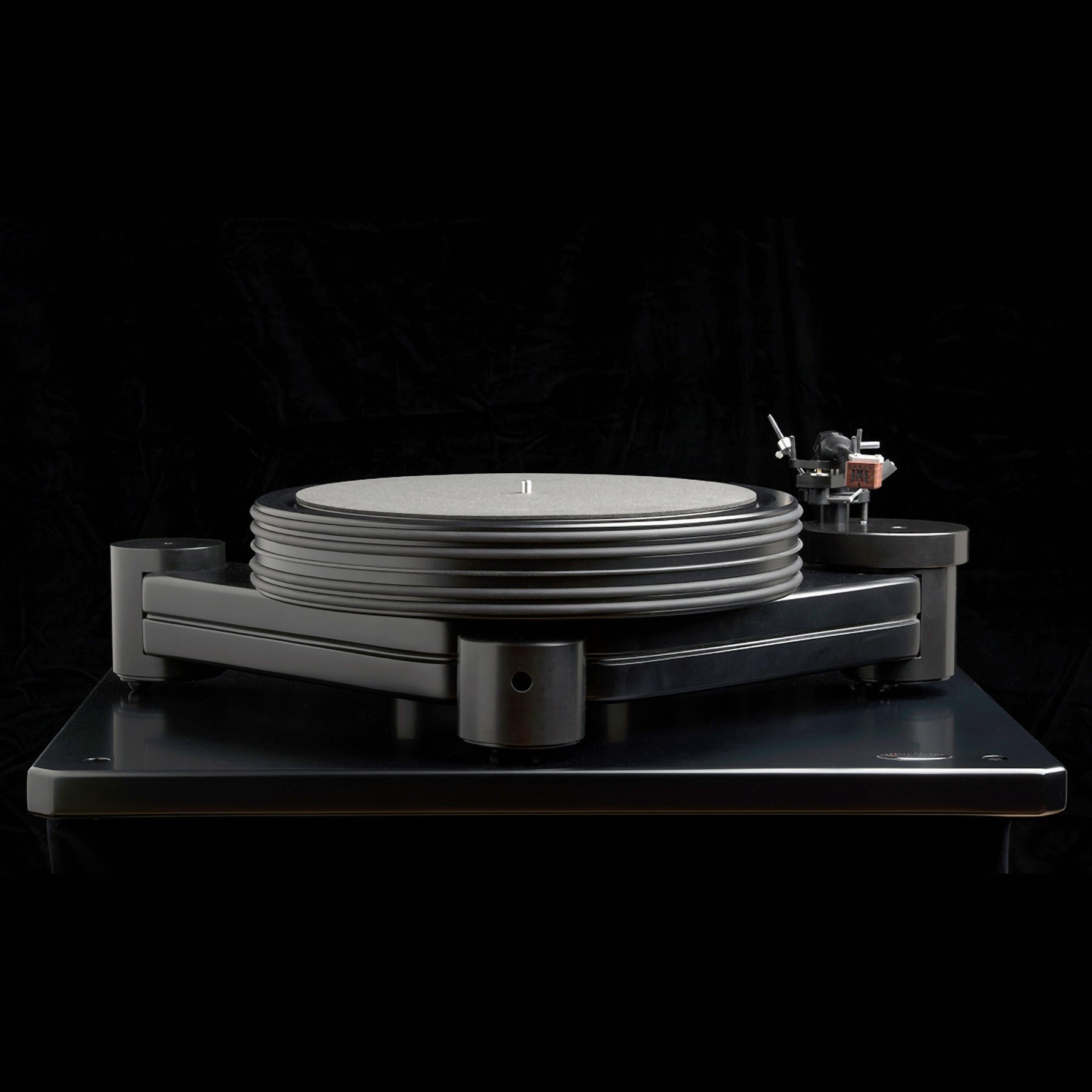 Pear Audio Odar Reference Turntable with Cornet 3 Tonearm and PSU