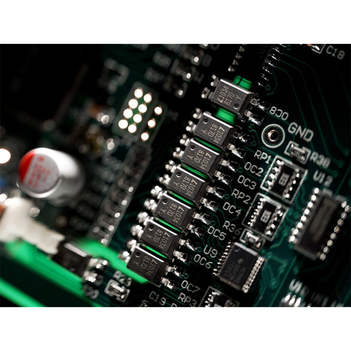 Aesthetix Romulus Saturn Series DAC with CD Transport