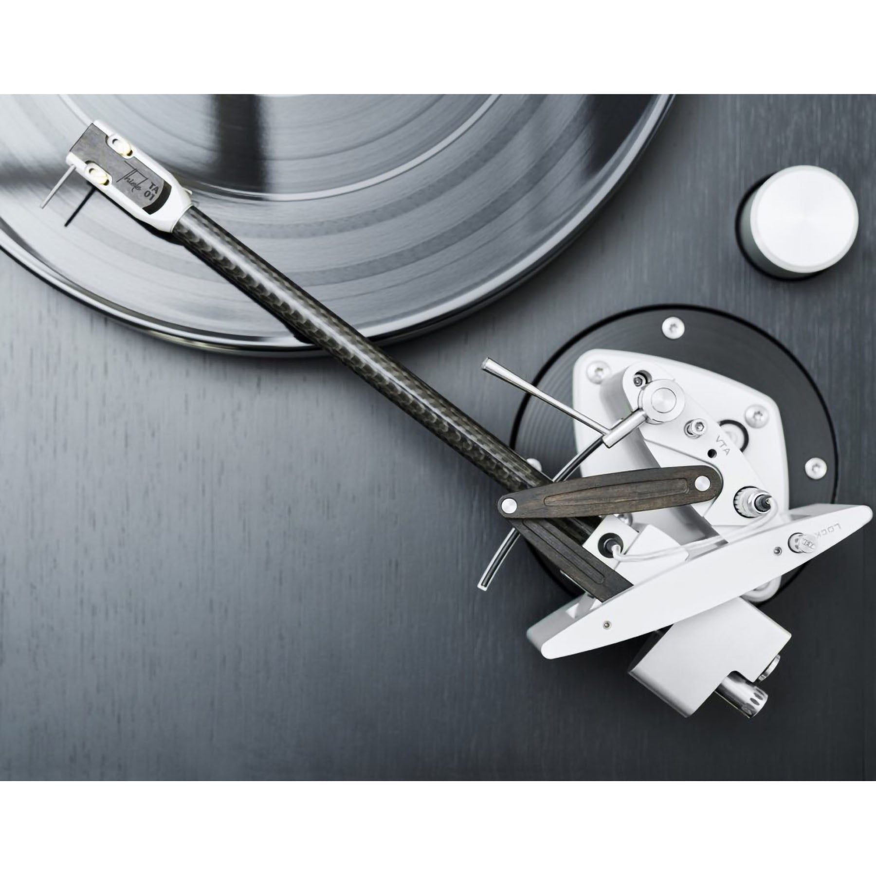 Thiele TA01 Zero Tracking Angle Tonearm