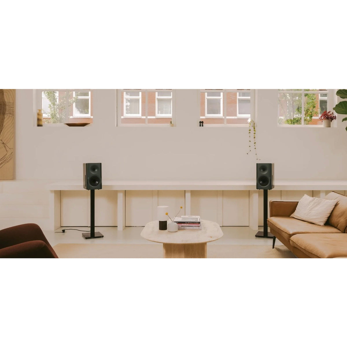 Dutch & Dutch 6c Active Monitor Loudspeakers (pair)