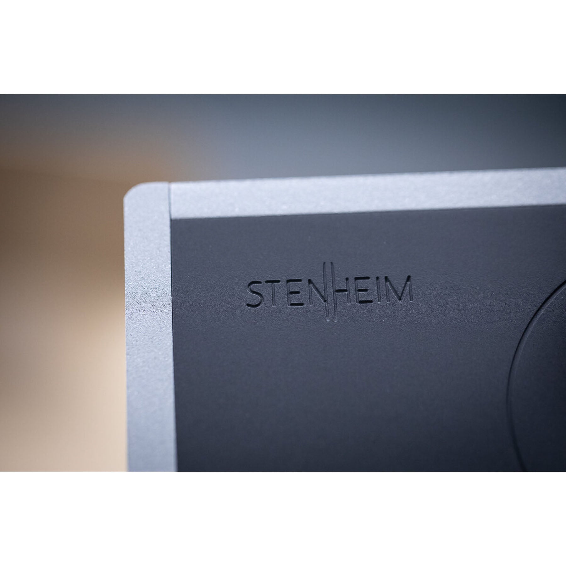 Stenheim Alumine Three 3-way Floorstanding Speaker