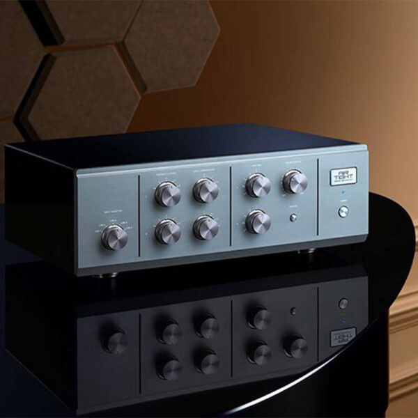 Air Tight ATC-7 Flagship Preamplifier