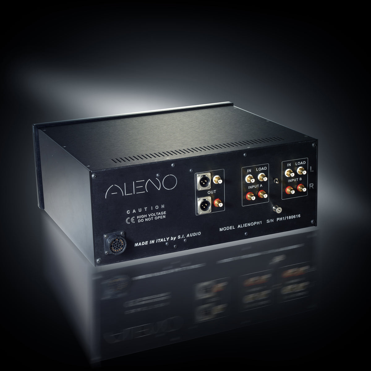 Alieno Twin Chassis Tube Phono Stage with DC battery powered supply