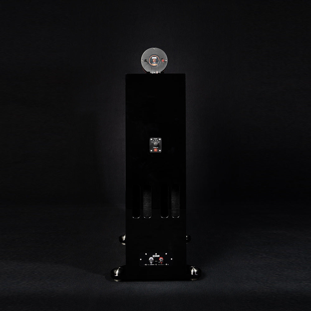 Cessaro Horn Acoustics Opus-1 Horn Loaded 2-Way Speaker System with Level Adjust & Feet