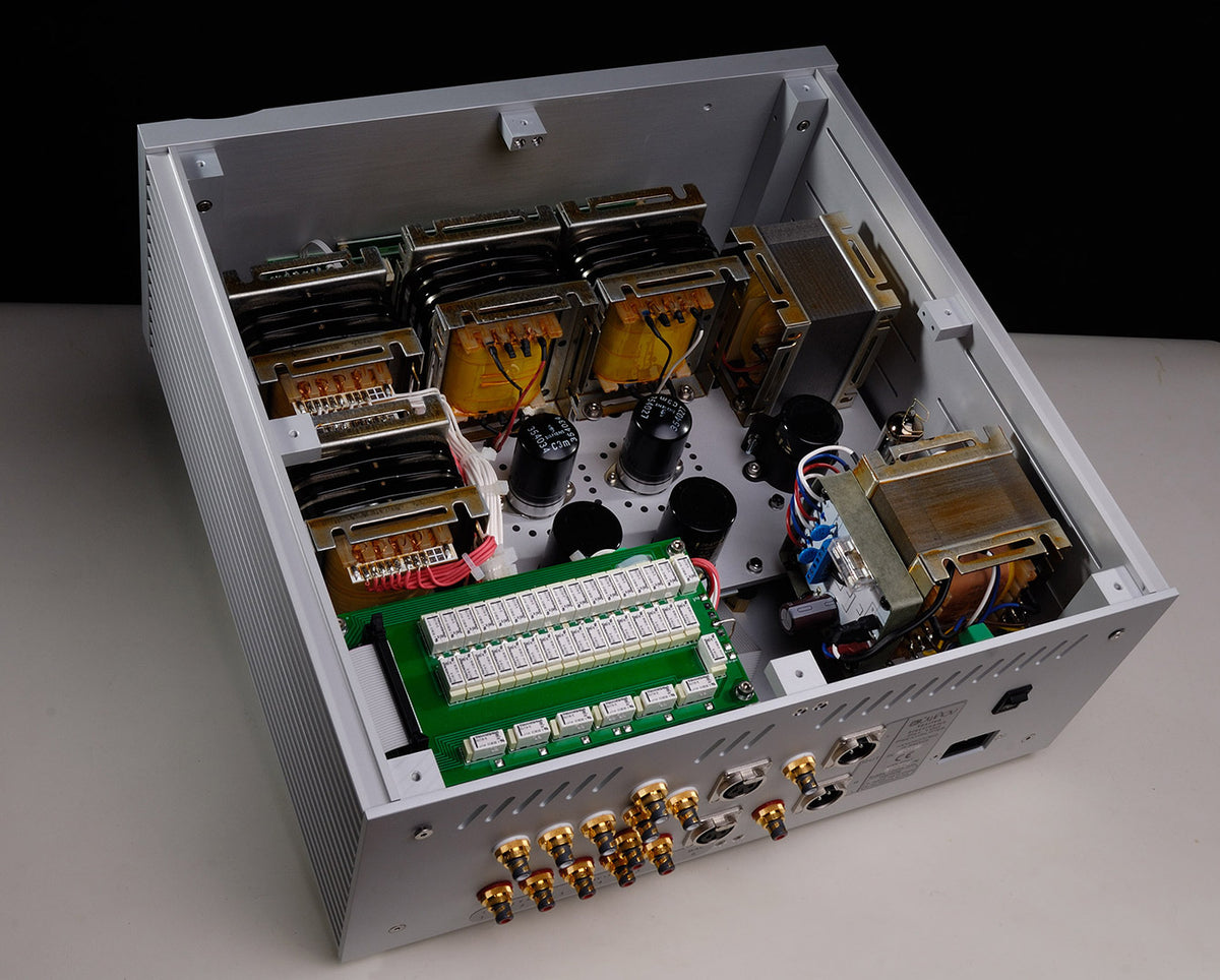 Ypsilon PST100 Mk2 Stereo Preamplifier