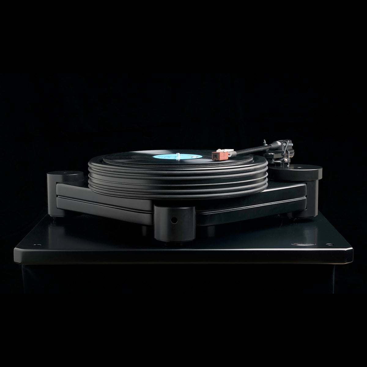 Pear Audio Odar Reference Turntable with Cornet 3 Tonearm and PSU