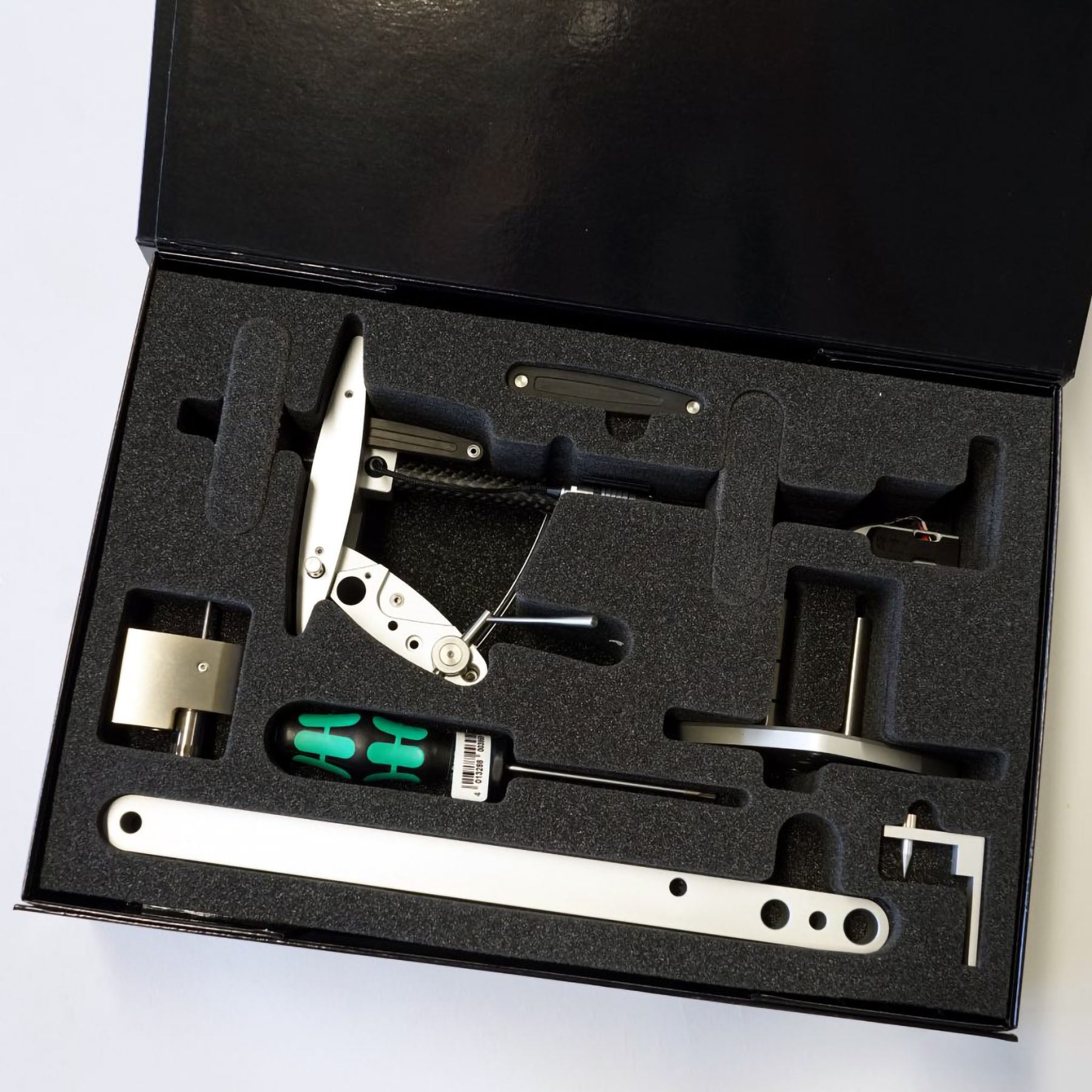 Thiele TA01 Zero Tracking Angle Tonearm